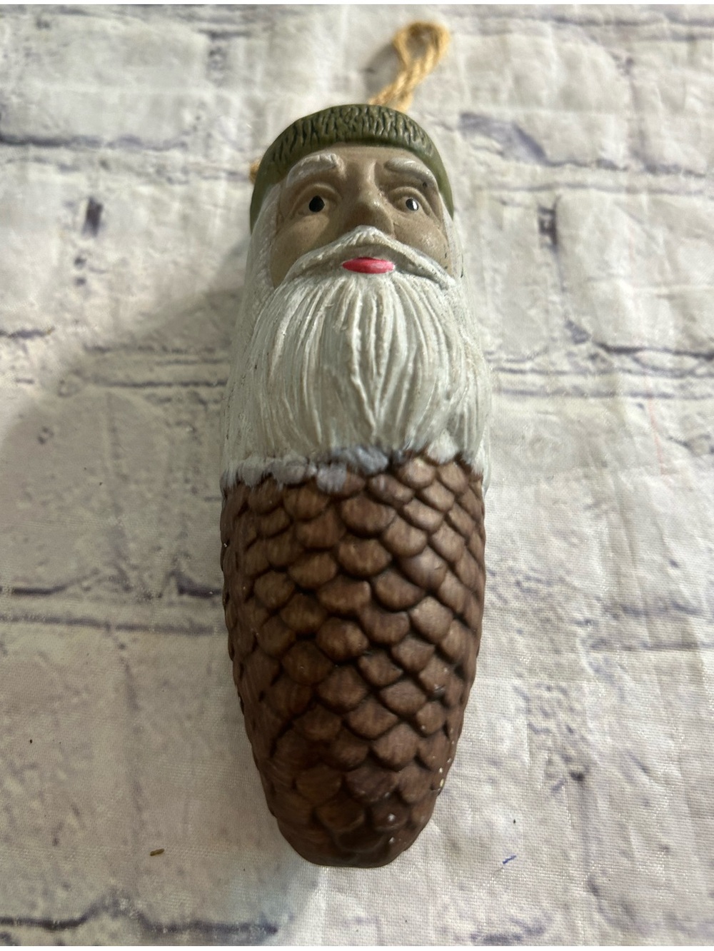 MIDWEST IMPORTERS HAND PAINTED FOLK ART SANTA CERAMIC PINECONE SHAPE ORNAMENT